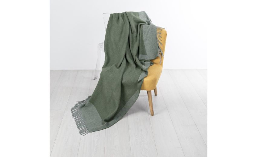 Svezia plaid verde bosco 130x170 cm---75% Cotone;20% Poliestere-Singolo Svezia plaid verde bosco 130x170 cm---75% Cotone;20% Poliestere-Singolo