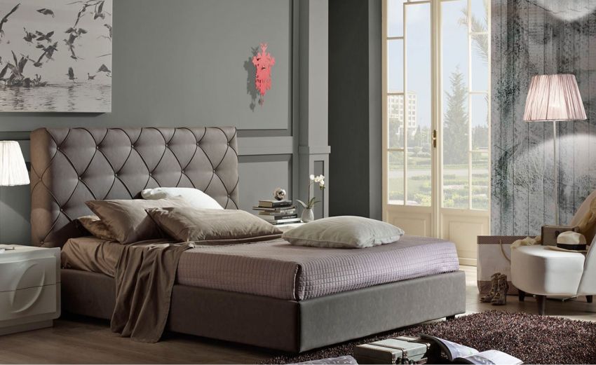Vieste letto matrimoniale contenitore color tabacco-In similpelle Vieste letto matrimoniale contenitore color tabacco-In similpelle