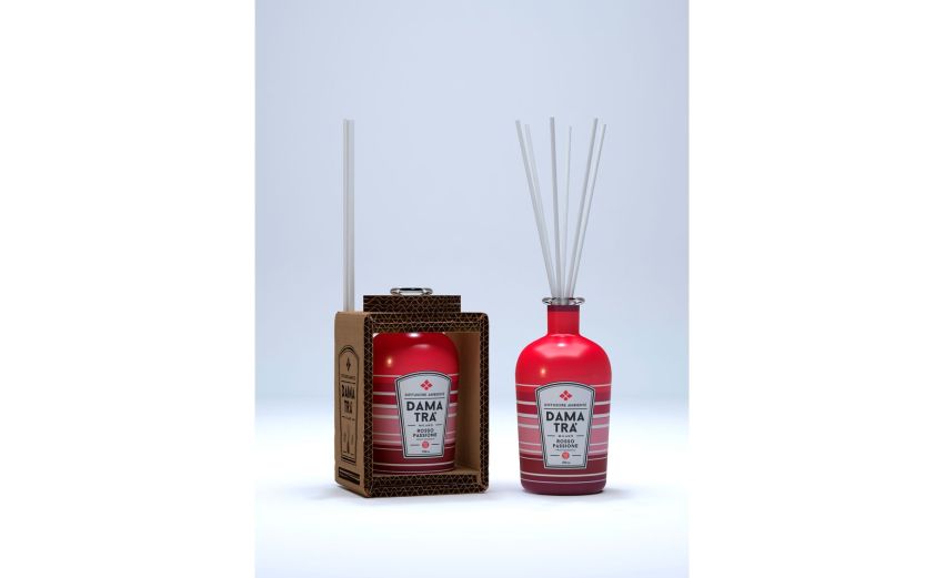 Damatrà diffusore d'essenza frutti rossi 250 ml---Vetro Damatrà diffusore d'essenza frutti rossi 250 ml---Vetro