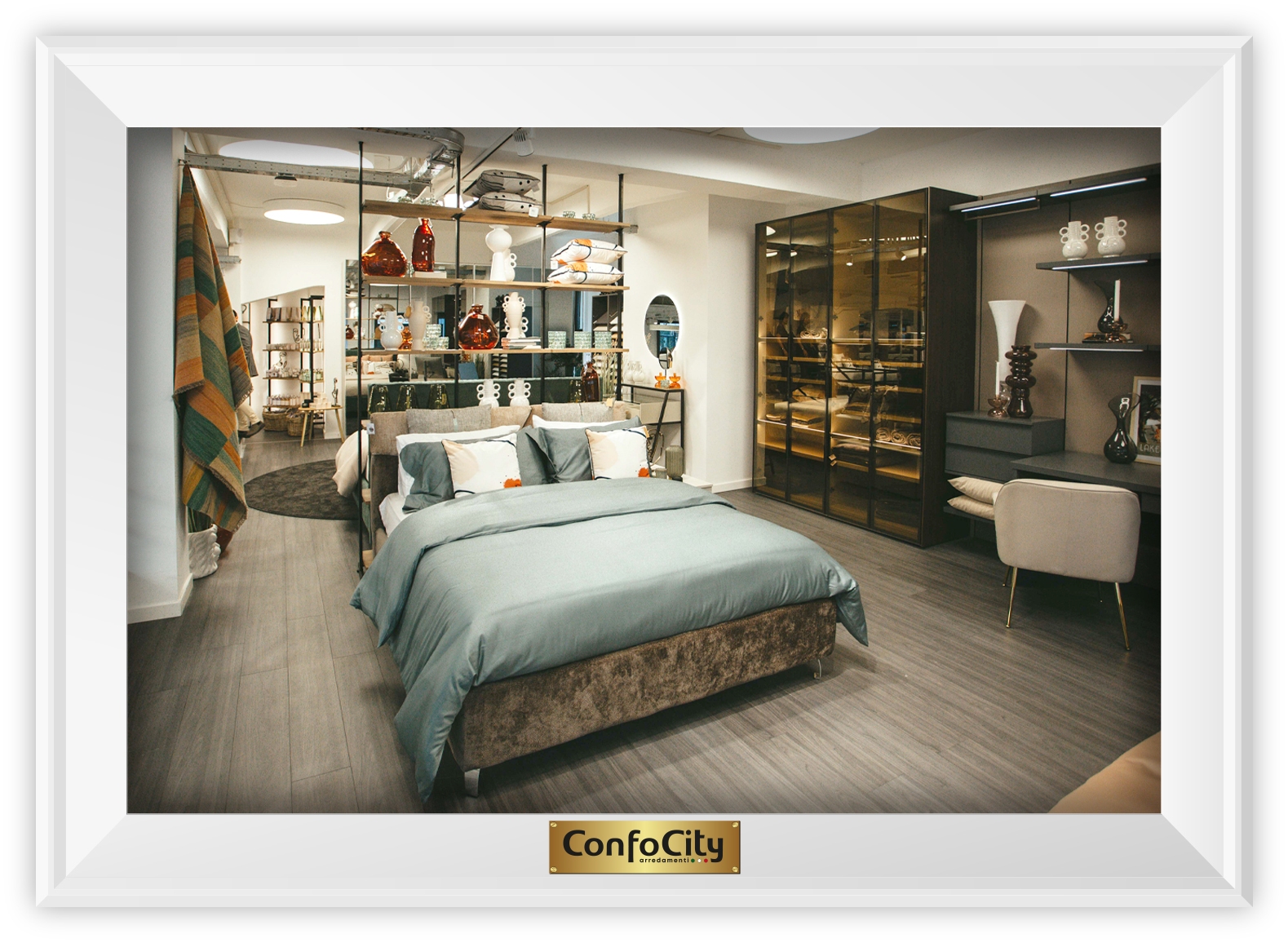 ConfoCity Como negozio design arredamento divani cucine