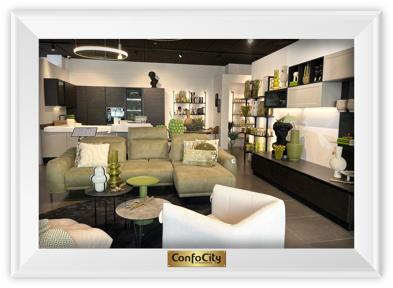 ConfoCity Latina negozio design arredamento divani cucine